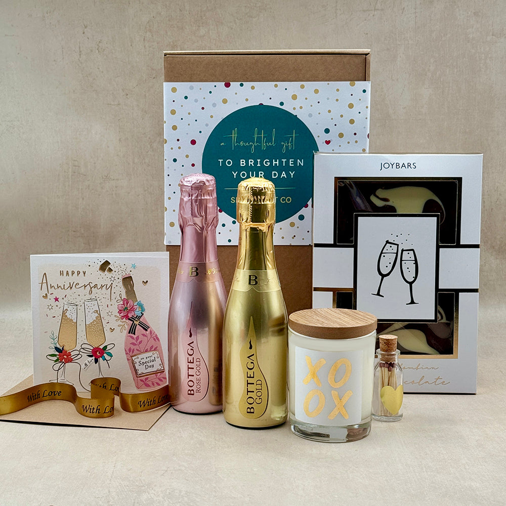 Luxury Wedding Anniversary Hamper with Prosecco Rosé & Gold
