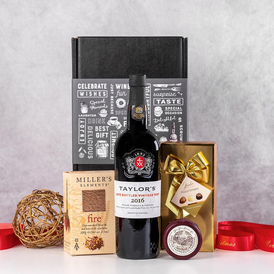 Port and Cheese with Crackers