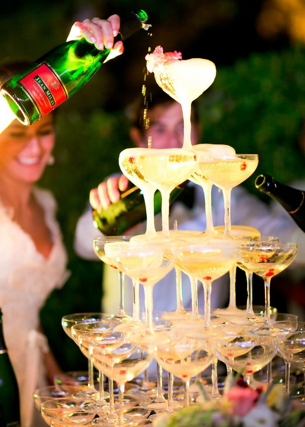 Champagne glass tower to celebrate a special event...