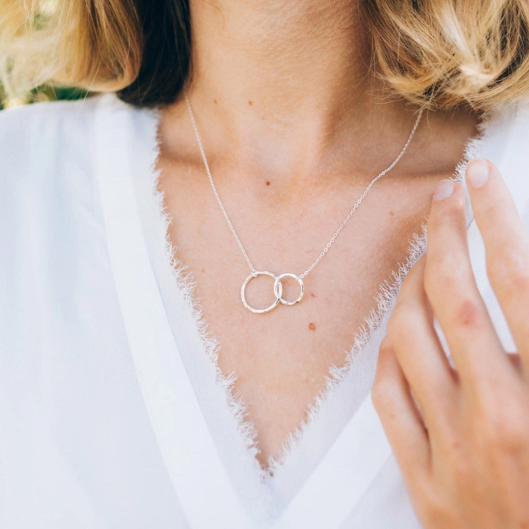 Forever Connected Mother & Daughter Necklace – Two Circles, One Bond
