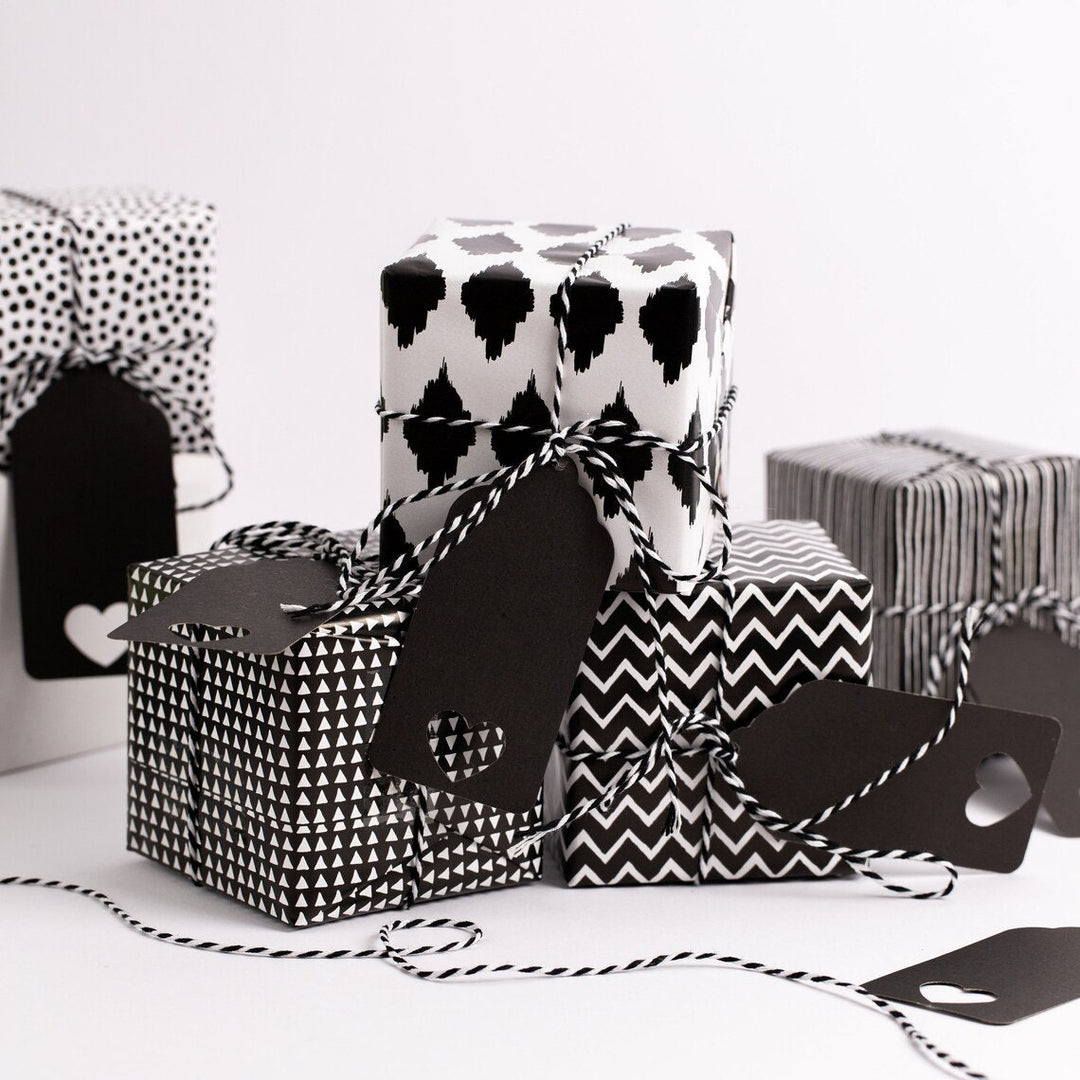 Smells Like We're Going to Paris Candle Holiday Reveal