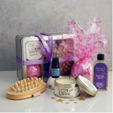 Hampers and Gifts to the UK - Send the With Love Aromatherapy Gift Tin
