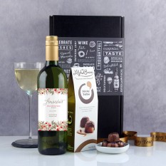 Hampers and Gifts to the UK - Send the  Personalised Birthday Vintage Floral Wine Gift 