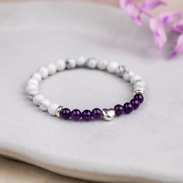 Hampers and Gifts to the UK - Send the White Howlite and Amethyst Bracelet