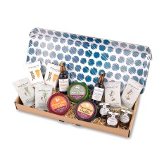 Hampers and Gifts to the UK - Send the Letterbox Cheese and Wine Treat 