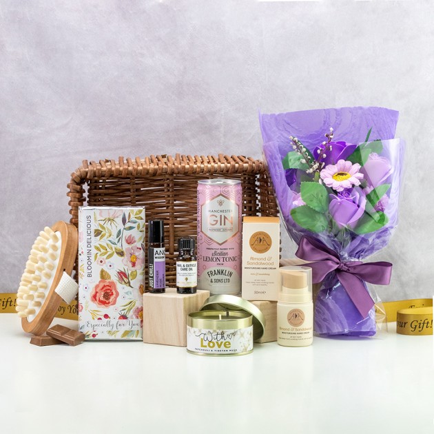 Hampers and Gifts to the UK - Send the Bloomin Delicious Aromatherapy Gift Basket 