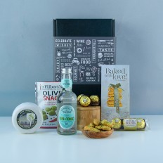 Hampers and Gifts to the UK - Send the Gin With Love Hamper