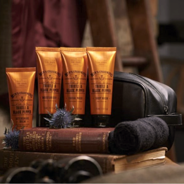 Hampers and Gifts to the UK - Send the  Men's Grooming Travel Bag - Thistle and Black