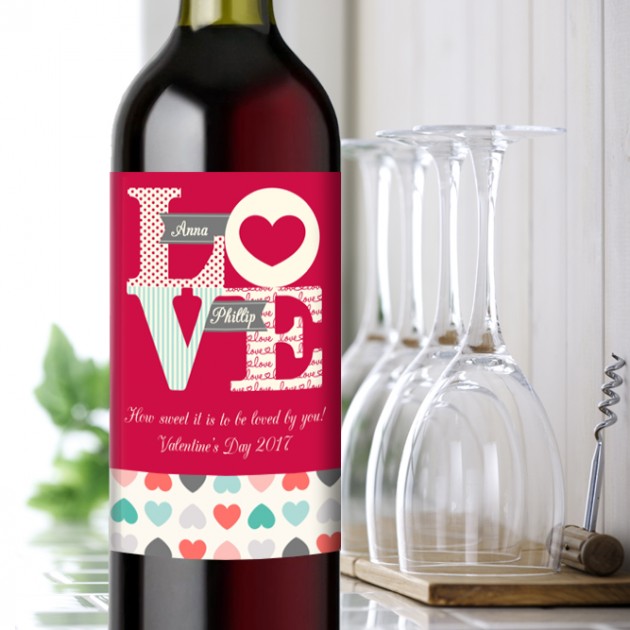 Hampers and Gifts to the UK - Send the Personalised LOVE Wine Gift