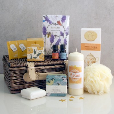 Hampers and Gifts to the UK - Send the Pamper Hampers