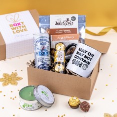 Hampers and Gifts to the UK - Send the Is It Gin O'Clock Yet Hamper