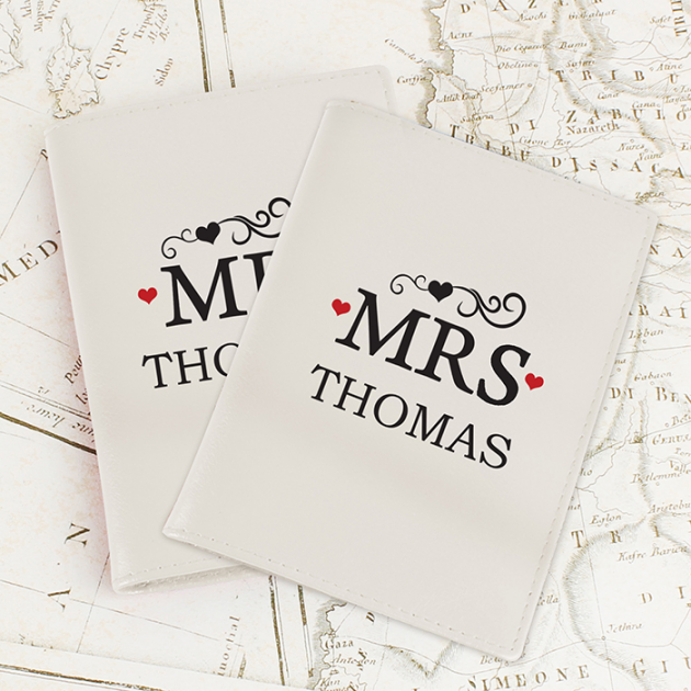 Hampers and Gifts to the UK - Send the Personalised Mr and Mrs Passport Holder