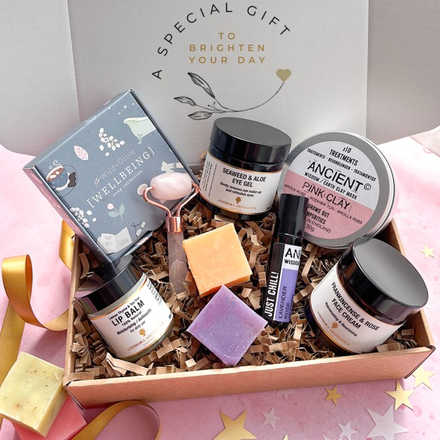 Hampers and Gifts to the UK - Send the Body & Soul Rejuvenation Gift Box