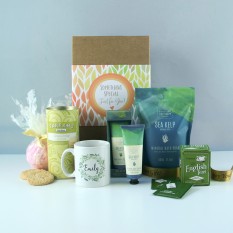 Hampers and Gifts to the UK - Send the Seascape Pamper Hamper