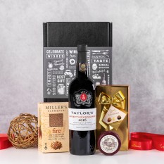 Hampers and Gifts to the UK - Send the Port and Cheese with Crackers