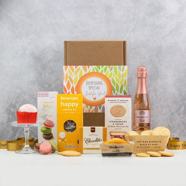 Hampers and Gifts to the UK - Send the Afternoon Tea With Processo