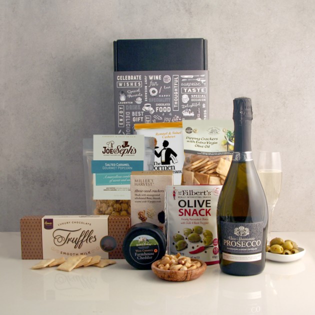 Hampers and Gifts to the UK - Send the Prosecco and Gourmet Delights Hamper