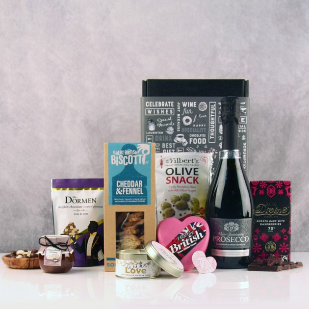 Hampers and Gifts to the UK - Send the Celebration Cheese Lover Hamper
