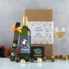 Hampers and Gifts to the UK - Send the Christmas Wine Gifts - Santa Lights Up The Tree