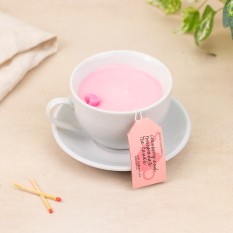 Hampers and Gifts to the UK - Send the Cranberry and Pomegranate Teacup Candle